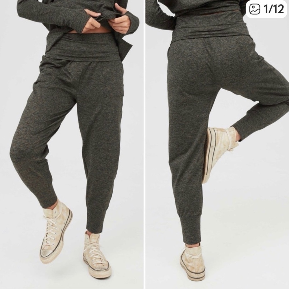 EUC Aerie Offline Hugger Jogger Pants